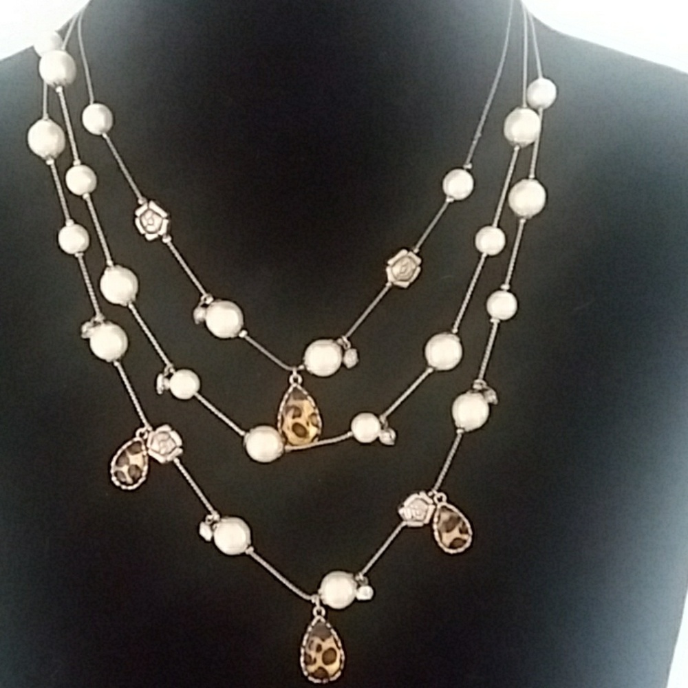 Betsey Johnson wild thing necklace